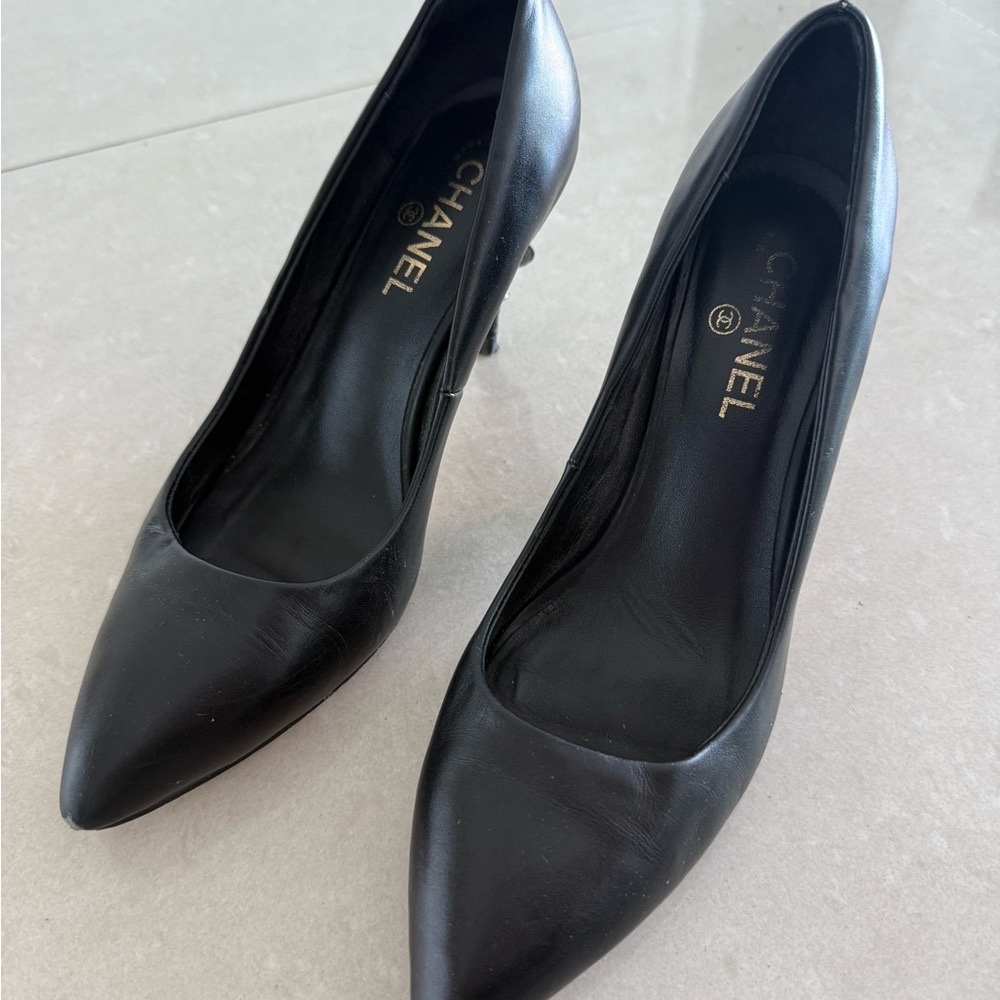 Chanel Black Women's Shoes Pumps